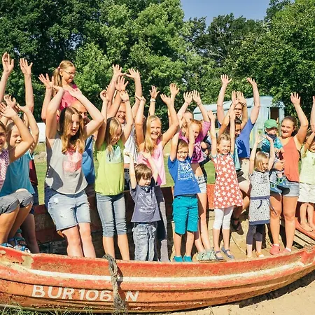 Casa de Férias Ferienbauernhof Liesenberg Jagdreihenhaus Wildente Fehmarn