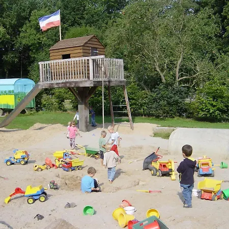 Casa de Férias Ferienbauernhof Liesenberg Jagdreihenhaus Wildente